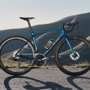 Giant TCR Advanced Pro Disc (2021) - Roe Valley Cycles