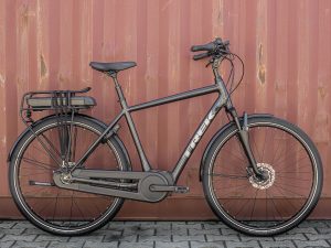 Trek District+ 4 Electric Bike - 2022 - Roe Valley Cycles